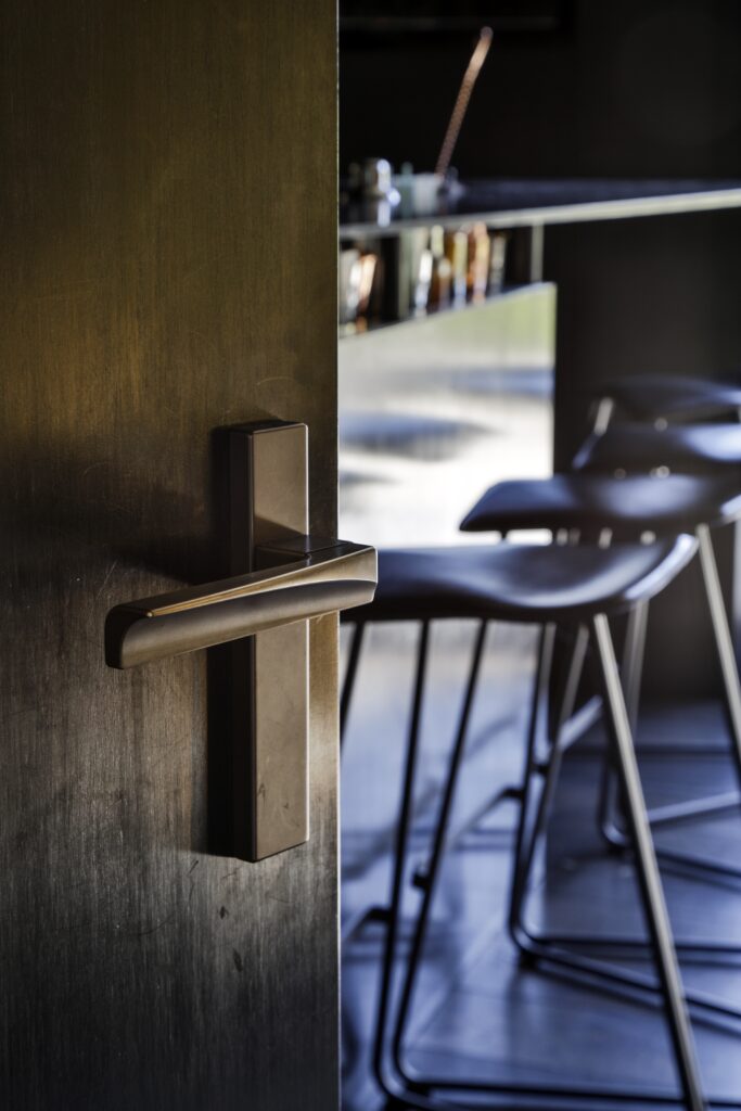 Chant Arch Door Handles